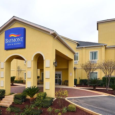Baymont By Wyndham Pearsall Bagian luar foto